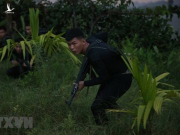 Tìm đâu ra lực lượng tấn công &quot;xuất quỷ nhập thần&quot; như Đặc công Hải quân Việt Nam? - Ảnh 10.