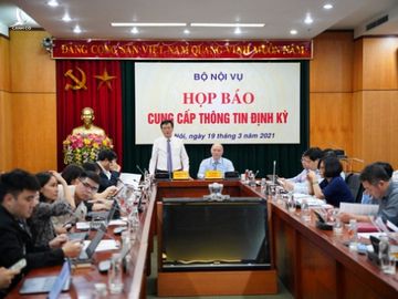 Bổ nhiệm con bí thư làm phó giám đốc sở: Bộ Nội vụ đề nghị Vĩnh Phúc báo cáo - Ảnh 1.