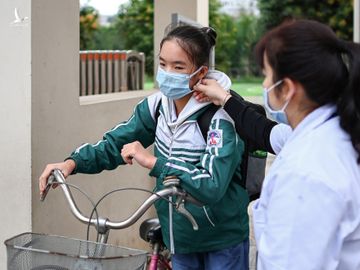 Hoc sinh Ha Noi di hoc lai anh 4