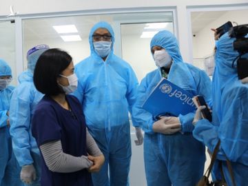 Việt Nam sắp có thêm 4 triệu liều vắc-xin Covid-19 - Ảnh 1.