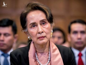 Cố vấn Nhà nước Myanmar Aung San Suu Kyi tại phiên điều trần ở Tòa Hình sự Quốc tế năm 2019. Ảnh: AFP.