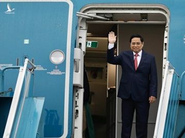 Thủ tướng Phạm Minh Chính lên đường tham dự Hội nghị các Nhà Lãnh đạo ASEAN tại Indonesia Thủ tướng Phạm Minh Chính lên đường tham dự Hội nghị các Nhà Lãnh đạo ASEAN tại Indonesia