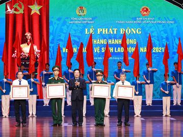 Chủ tịch nước: Thu nhập sẽ tăng trở lại, nhiều việc làm mới sẽ được tạo ra - Ảnh 2.
