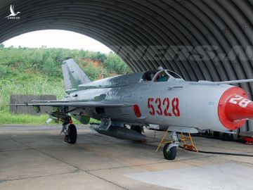 Việt Nam từng biên chế số lượng lớn MiG-21Bis, phiên bản mạnh ngang F-16 của Mỹ - Ảnh 4.