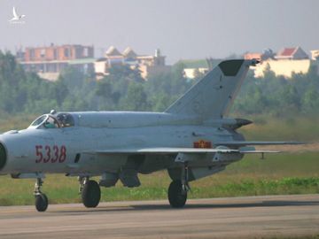 Việt Nam từng biên chế số lượng lớn MiG-21Bis, phiên bản mạnh ngang F-16 của Mỹ - Ảnh 22.