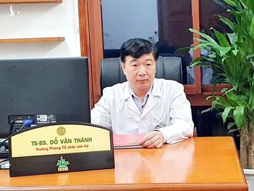 Vì sao Bệnh viện Bạch Mai nói khó khăn tài chính nhưng vẫn tuyển 506 người, trong khi 221 người nghỉ? - Ảnh 1.