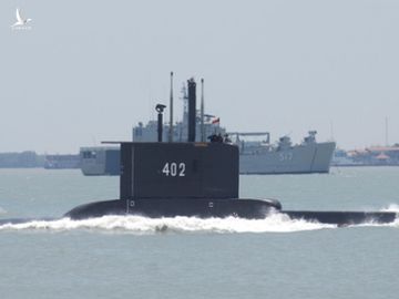 Oxy tàu ngầm Indonesia sắp cạn, Ấn Độ điều tàu lặn giải cứu - Ảnh 2.