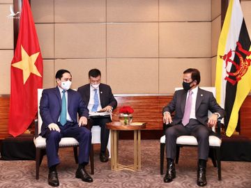 Thủ tướng dự hội nghị ASEAN: Khẳng định đường lối đối ngoại của Đại hội 13