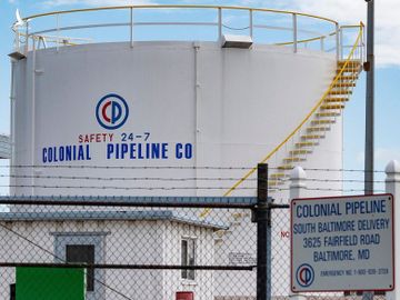 Colonial Pipeline cho biết cuộc tấn công mạng đã làm tê liệt toàn bộ hoạt động của các đường ống dẫn nhiên liệu.