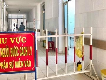 N.T.Q. đang được cách ly tại cơ sở 2, Trung tâm Y tế huyện Bình Sơn.