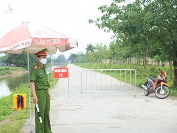 Hà Nội phát hiện thêm 7 ca dương tính với SARS-CoV-2 ở Thường Tín, đều là người thân trong gia đình - Ảnh 1.