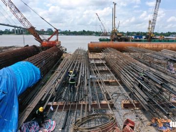 Thủ tướng chỉ đạo xây cầu Mỹ Thuận 2 và cao tốc Mỹ Thuận - Cần Thơ đúng tiến độ - Ảnh 3. Thủ tướng chỉ đạo xây cầu Mỹ Thuận 2 và cao tốc Mỹ Thuận - Cần Thơ đúng tiến độ - Ảnh 3.