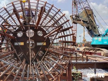 Thủ tướng chỉ đạo xây cầu Mỹ Thuận 2 và cao tốc Mỹ Thuận - Cần Thơ đúng tiến độ - Ảnh 6. Thủ tướng chỉ đạo xây cầu Mỹ Thuận 2 và cao tốc Mỹ Thuận - Cần Thơ đúng tiến độ - Ảnh 6.