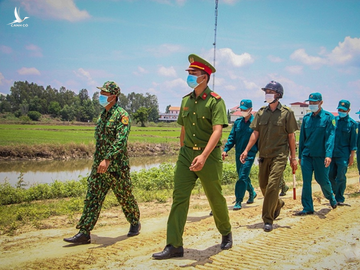 Biên phòng, quân sự và công an tỉnh An Giang chốt chặn, tuần tra ngăn chặn xuất nhập cảnh trái 