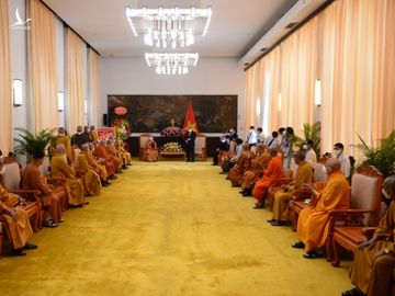 Chủ tịch nước Nguyễn Xuân Phúc: Phát huy các nguồn lực tôn giáo cho sự phát triển Việt Nam - Ảnh 3. Chủ tịch nước Nguyễn Xuân Phúc: Phát huy các nguồn lực tôn giáo cho sự phát triển Việt Nam - Ảnh 3.