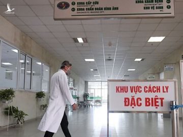 Thai phụ mắc Covid-19 ở Hà Nội diễn biến nặng, có thể phải đặt ECMO Thai phụ mắc Covid-19 ở Hà Nội diễn biến nặng, có thể phải đặt ECMO