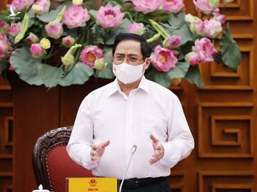 Thủ tướng Phạm Minh Chính yêu cầu sẵn sàng kịp thời ứng phó các tình huống trong phòng chống dịch Covid-19 phục vụ bầu cử /// Ảnh: TTXVN