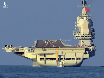 Trung Quốc đưa tàu sân bay thứ hai xuống Biển Đông - Ảnh 1.