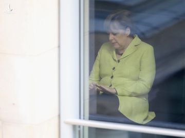 Thủ tướng Đức Angela Merkel là một trong những chính trị gia hàng đầu Châu Âu bị NSA và FE do thám.