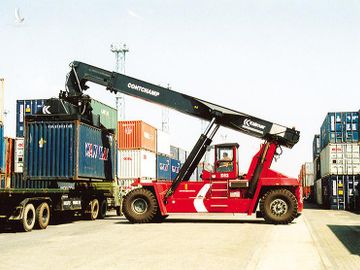 Nhiều nhà đầu tư ngoại đang gom đất để xây dựng các dự án logistics