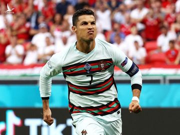 Hành động phũ phàng của Ronaldo khiến nhà tài trợ Euro bốc hơi 93 nghìn tỷ đồng - Ảnh 5.