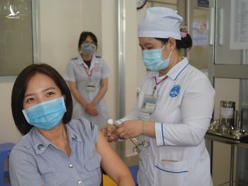 Cần Thơ ban hành kế hoạch tiêm 20.000 liều vaccine phòng COVID-19 đợt 3 - ảnh 1