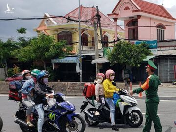 Hàng trăm người rời TP.HCM về các tỉnh Tây Nguyên phải quay đầu xe - ảnh 8