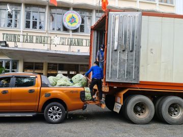 115 tấn rau, củ, quả hướng về vùng dịch Covid-19 TP.HCM và Phú Yên - ảnh 12