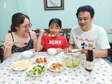 Lần đầu tiên TP.HCM số ca nhiễm Covid-19 giảm: Vui còn hơn trúng số độc đắc - ảnh 1