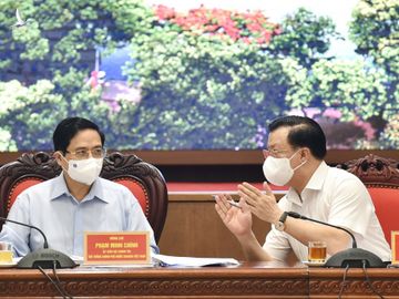 Thủ tướng: Ưu tiên số 1 là bảo vệ Thủ đô trước dịch bệnh - ảnh 1