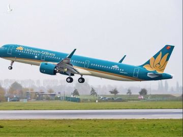 Dòng tiền tiếp tục bị suy giảm và thâm hụt, Vietnam Airlines dự kiến lỗ “khủng” 14.526 tỷ năm 2021 - Ảnh 1.