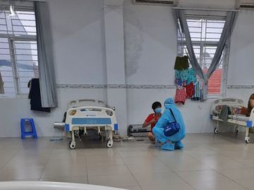 Gia đình 3 người nhiễm Covid-19: Cha mẹ đồng lòng phải khỏe vì con gái 2 tuổi - ảnh 3
