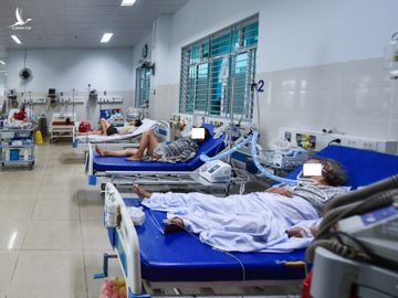 dịch Covid-19 bùng phát tại TP.HCM ảnh 2 dich Covid-19 bung phat tai TP.HCM anh 2