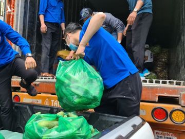 115 tấn rau, củ, quả hướng về vùng dịch Covid-19 TP.HCM và Phú Yên - ảnh 2