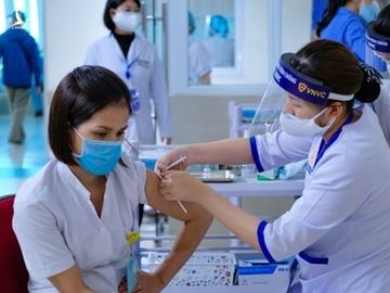 Từ mai (10/7), người dân có thể ngồi nhà tự đăng ký tiêm vaccine Covid-19 1