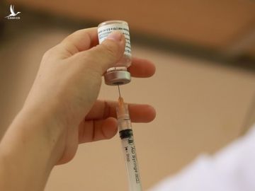 Vaccine phòng COVID-19. Ảnh: Hải Nguyễn