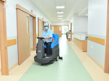 Bí thư Thành ủy TPHCM Nguyễn Văn Nên thăm Bệnh viện Hồi sức Covid-19 ảnh 7