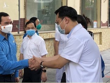 Hỗ trợ 1 triệu đồng/người cải thiện bữa ăn cho lực lượng y tế 19 tỉnh thành phía Nam - Ảnh 1.