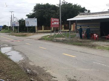 Chủ tịch xã kiểm tra lỏng lẻo khiến địa phương đứng đầu ca mắc Covid-19 - Ảnh 1. Chủ tịch xã kiểm tra lỏng lẻo khiến địa phương đứng đầu ca mắc Covid-19 - Ảnh 1.