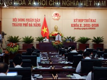 Bí thư Đà Nẵng: Nếu 4 ngày nữa dịch không giảm, người dân tuyệt đối không được ra khỏi nhà - Ảnh 2.