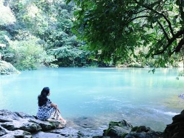 Dạo quanh suối Lê Nin, du khách sẽ được tận hưởng không khí mát lạnh, trong lành. Ảnh: Lan Hương.