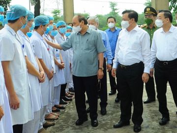 Chủ tịch nước: Hà Nội phải hạn chế thấp nhất người đi lại như yêu cầu giãn cách của Chỉ thị 16 - Ảnh 1. Chủ tịch nước: Hà Nội phải hạn chế thấp nhất người đi lại như yêu cầu giãn cách của Chỉ thị 16 - Ảnh 1.