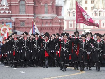Ông Putin lại ra đòn hiểm: Hồi sinh đạo quân Nga từng là nỗi ám ảnh của Châu Âu? - Ảnh 4. Ông Putin lại ra đòn hiểm: Hồi sinh đạo quân Nga từng là nỗi ám ảnh của Châu Âu? - Ảnh 4.