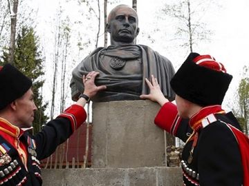 Ông Putin lại ra đòn hiểm: Hồi sinh đạo quân Nga từng là nỗi ám ảnh của Châu Âu? - Ảnh 1. Ông Putin lại ra đòn hiểm: Hồi sinh đạo quân Nga từng là nỗi ám ảnh của Châu Âu? - Ảnh 1.