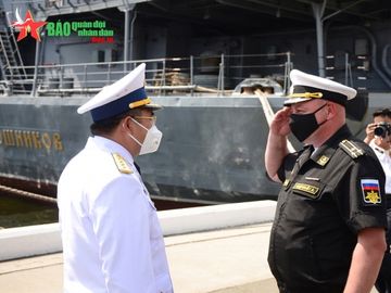 Biên đội tàu Việt Nam cập cảng TP Vladivostok, chuẩn bị tham gia Army Games 2021 - Ảnh 5.
