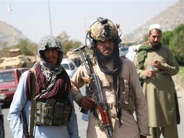 Taliban lần đầu họp báo sau khi giành chính quyền, cam kết nhiều đổi mới cho Afghanistan - Ảnh 1.