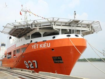 Tàu tìm kiếm cứu nạn tàu ngầm của Việt Nam đặc biệt thế nào?