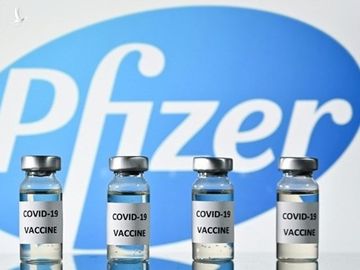 Thêm gần 218.000 liều vaccine COVID-19 Pfizer về Việt Nam - Ảnh 1.