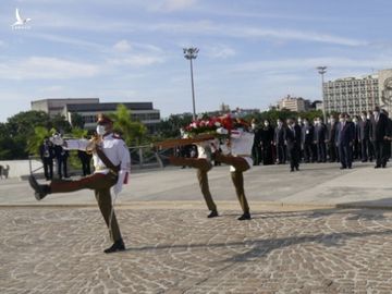 Chủ tịch nước Nguyễn Xuân Phúc: Việt Nam - Cuba đoàn kết, nhất định thắng - Ảnh 9.