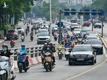 giao thong Ha Noi sau noi long gian cach anh 9